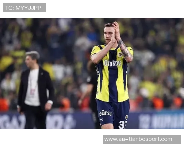 国米与那不勒斯关注20岁右后卫帕莱斯特拉引发转会热潮 国米与那不勒斯关注20岁右后卫帕莱斯特拉引发转会热潮