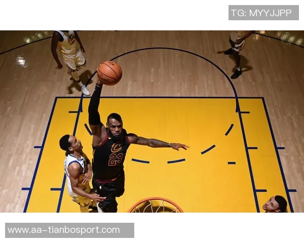 克尼佩尔费尔斯双双砍下24分科比桑德斯贡献17分弗拉格也有15分表现出色