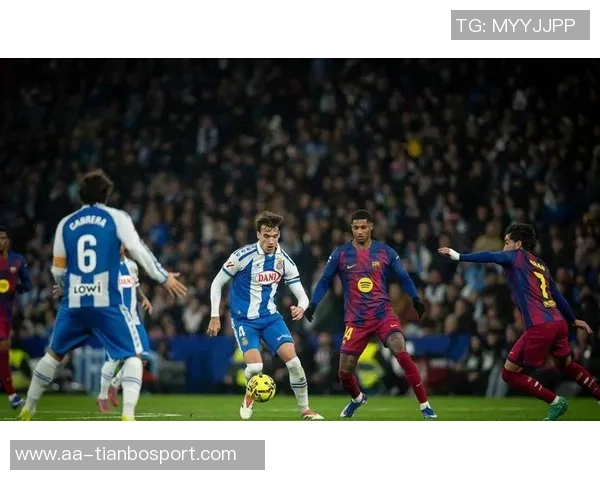 西甲第18轮裁判安排揭晓维克托加西亚执法巴萨对阵西班牙人之战