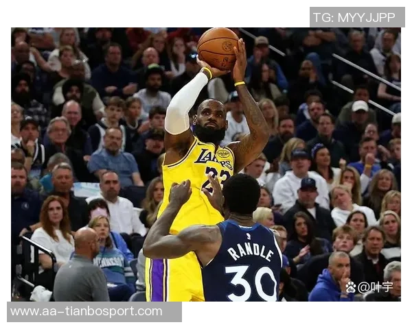 詹姆斯谈首节判罚影响称对手罚球22次防守难以建立 詹姆斯谈首节判罚影响称对手罚球22次防守难以建立